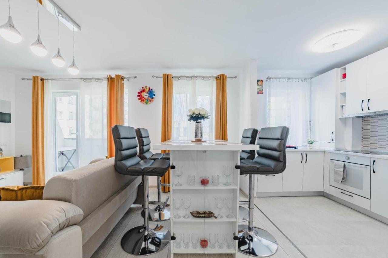 Masterpiece Studio- Free Parking, Wi-Fi, Netflix Brașov Exterior foto